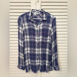 Old Navy Blue Plaid Button Down Shirt. Medium.